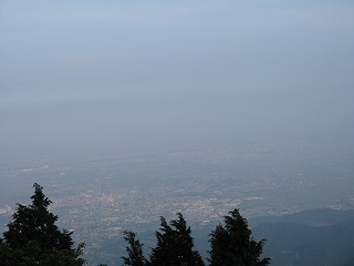 山頂からの景色の写真