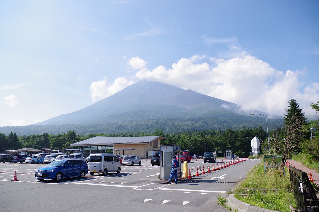 富士山　午後　雲が多くなりがち
