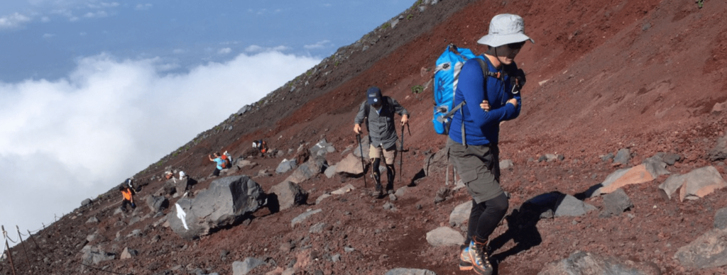富士登山における高山病の発症率、原因、予防方法、発症時の対処方法、体験談